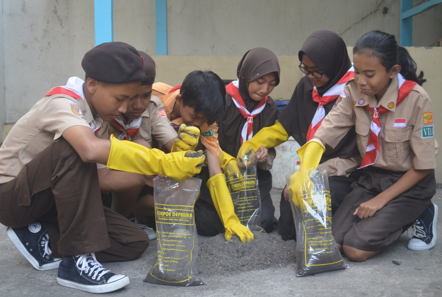 SIMBAH DESO, SEBUAH INOVASI PENGELOLAAN LIMBAH SEKOLAH