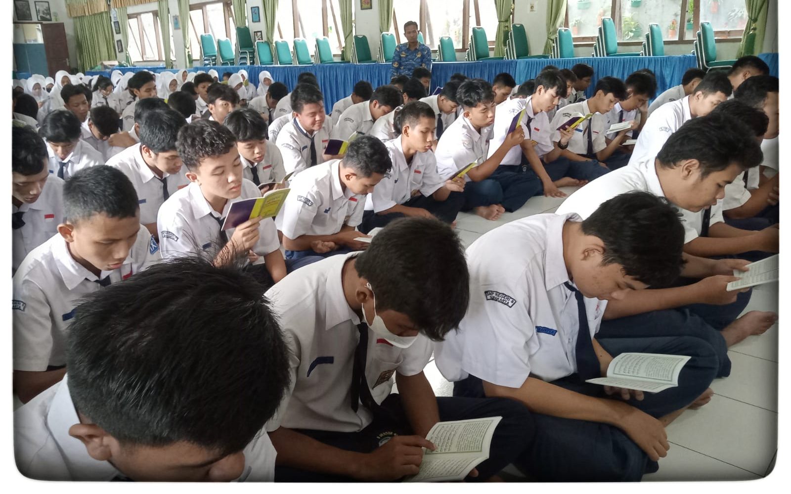 SMPN 8 SURAKARTA doa bersama psaj