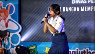 3 Siswi SMPN 8 Ikut Semarakkan Panen Raya Gelar Karya di Balaikota Kota Solo