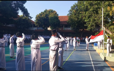 SMPN 8 Kota Surakarta Upacara HUT RI ke-79