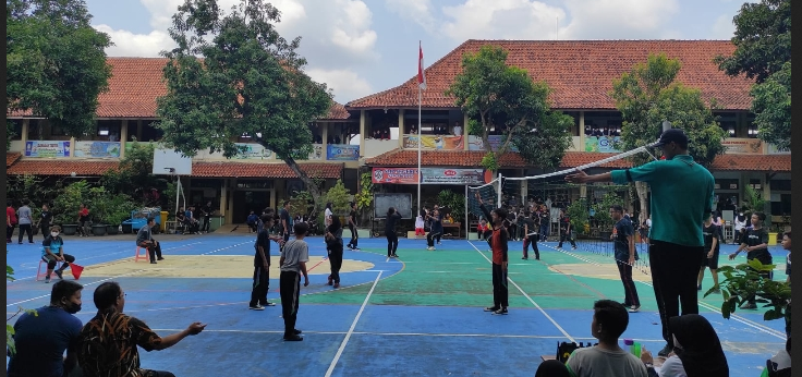 LOMBA VOLLEY